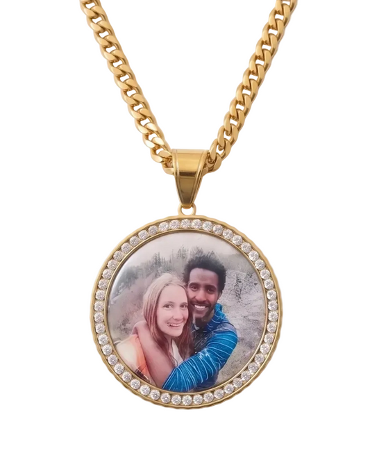 Circle Zirconia Photo Pendant